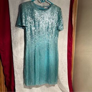 Leslie Fay vintage sequin dress NWT size 12. Silk lined.